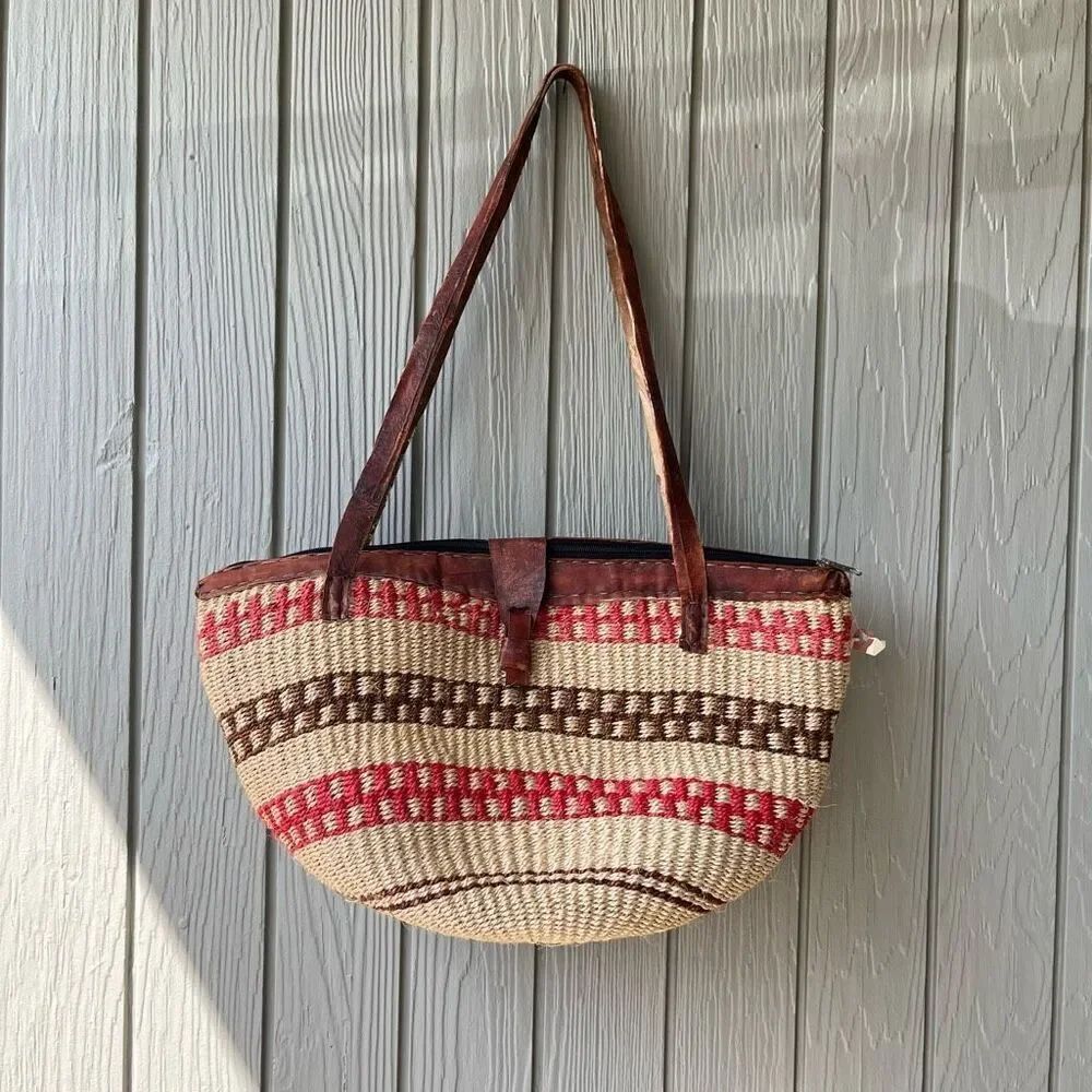 VTG Handwoven Sisal Tote Bag Leather Handles Boho Market Beach Purse